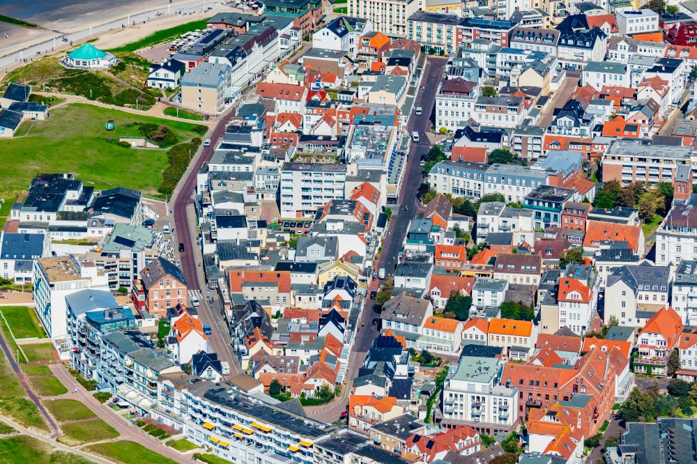 Norderney aus der Vogelperspektive: Stadtzentrum im Innenstadtbereich auf der Insel Norderney im Bundesland Niedersachsen, Deutschland