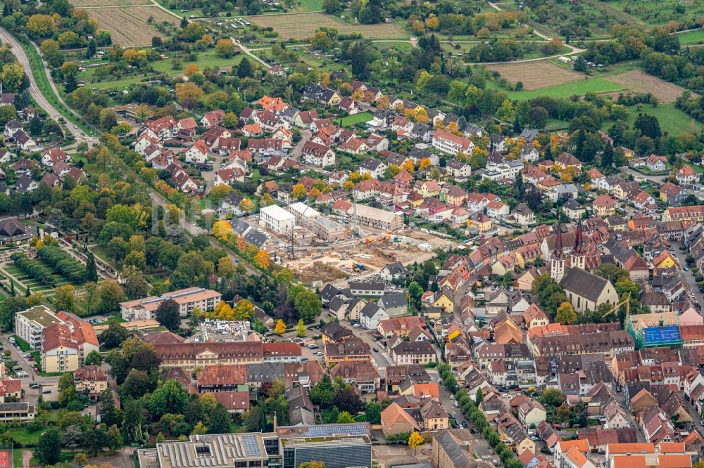 Kenzingen von oben - Stadtzentrum im Innenstadtbereich in Kenzingen im Bundesland Baden-Württemberg, Deutschland