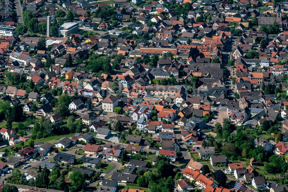 Luftaufnahme Kippenheim - Stadtzentrum im Innenstadtbereich in Kippenheim im Bundesland Baden-Württemberg, Deutschland