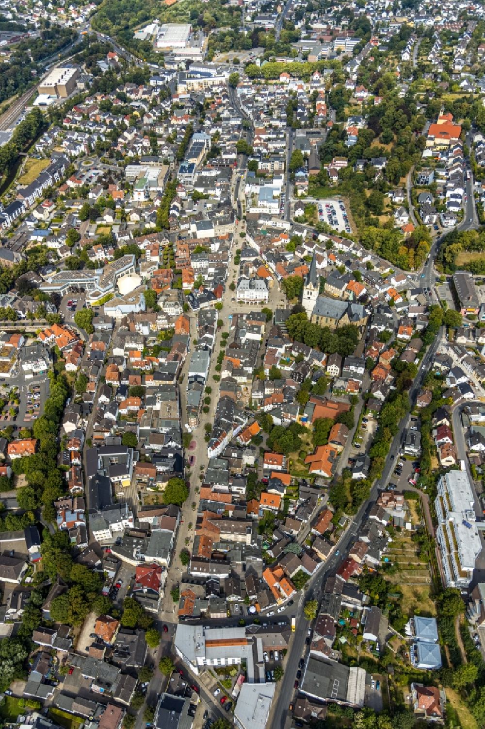 Luftbild Menden (Sauerland) - Stadtzentrum im Innenstadtbereich in Menden (Sauerland) im Bundesland Nordrhein-Westfalen, Deutschland