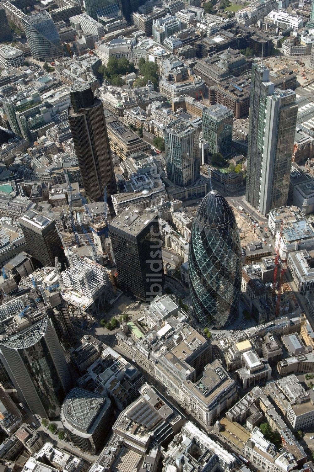 Luftaufnahme London - Stadtzentrum im Innenstadtbereich im Ortsteil City of London in London in England, Vereinigtes Königreich