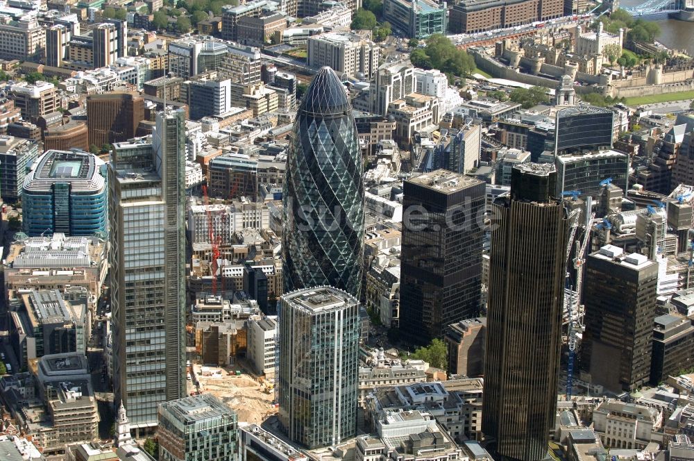 Luftaufnahme London - Stadtzentrum im Innenstadtbereich im Ortsteil City of London in London in England, Vereinigtes Königreich