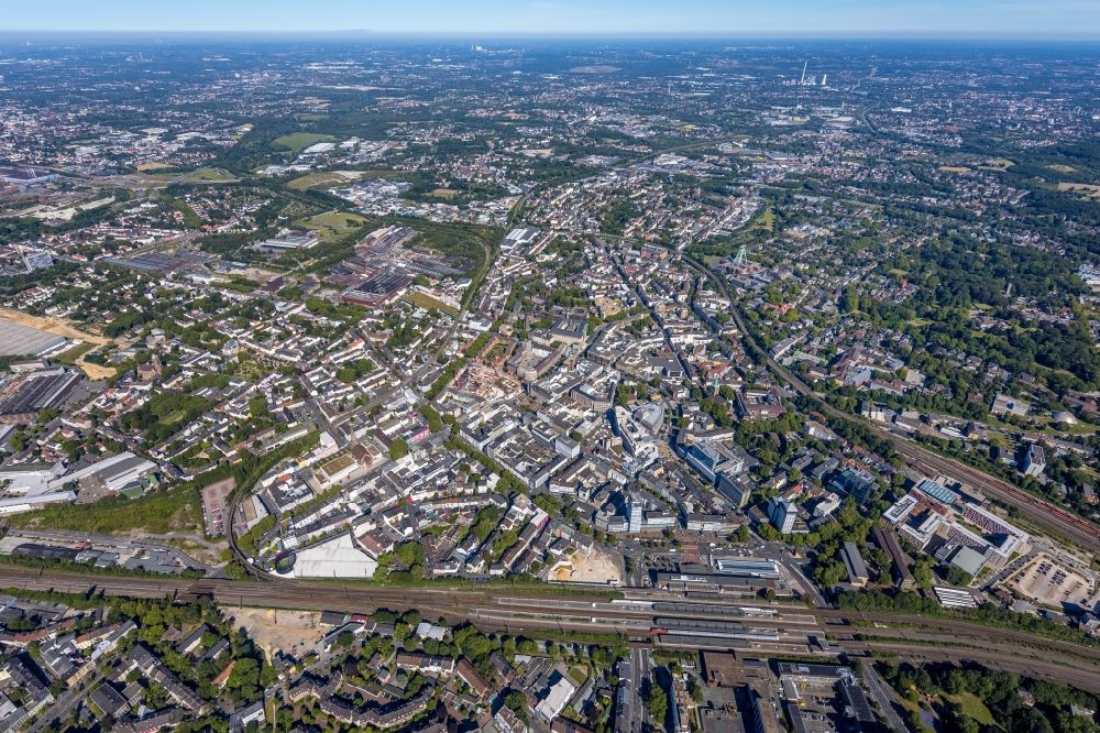 Luftaufnahme Bochum - Stadtzentrum im Innenstadtbereich im Ortsteil Innenstadt in Bochum im Bundesland Nordrhein-Westfalen, Deutschland