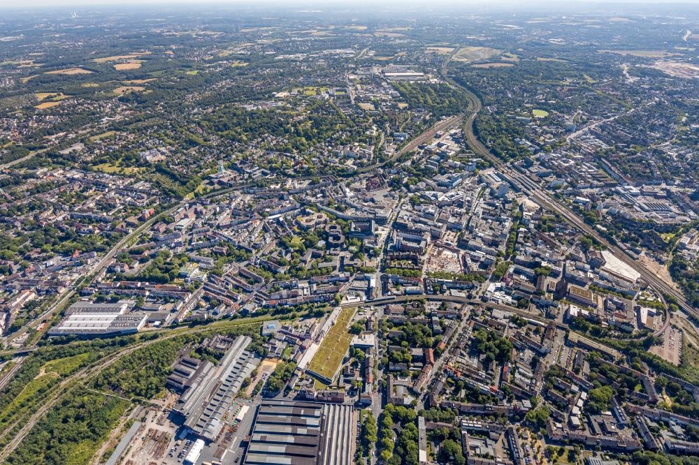 Bochum von oben - Stadtzentrum im Innenstadtbereich im Ortsteil Innenstadt in Bochum im Bundesland Nordrhein-Westfalen, Deutschland
