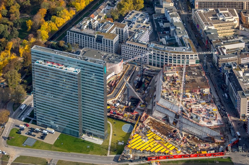 Luftaufnahme Düsseldorf - Stadtzentrum im Innenstadtbereich im Ortsteil Stadtmitte in Düsseldorf im Bundesland Nordrhein-Westfalen, Deutschland