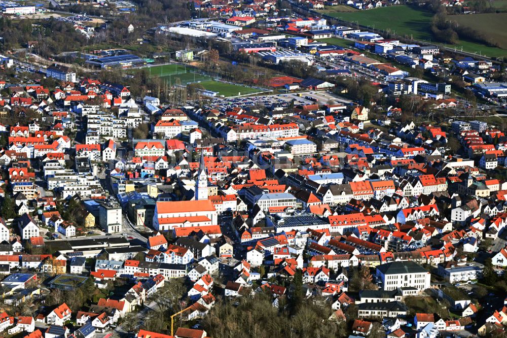 Pfaffenhofen an der Ilm aus der Vogelperspektive: Stadtzentrum im Innenstadtbereich in Pfaffenhofen an der Ilm im Bundesland Bayern, Deutschland