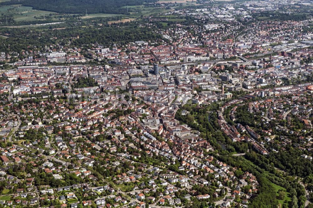 Pforzheim aus der Vogelperspektive: Stadtzentrum im Innenstadtbereich in Pforzheim im Bundesland Baden-Württemberg, Deutschland