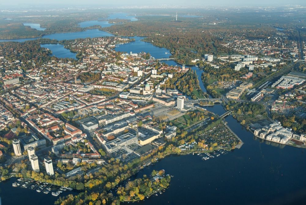 Luftbild Potsdam - Stadtzentrum im Innenstadtbereich in Potsdam im Bundesland Brandenburg