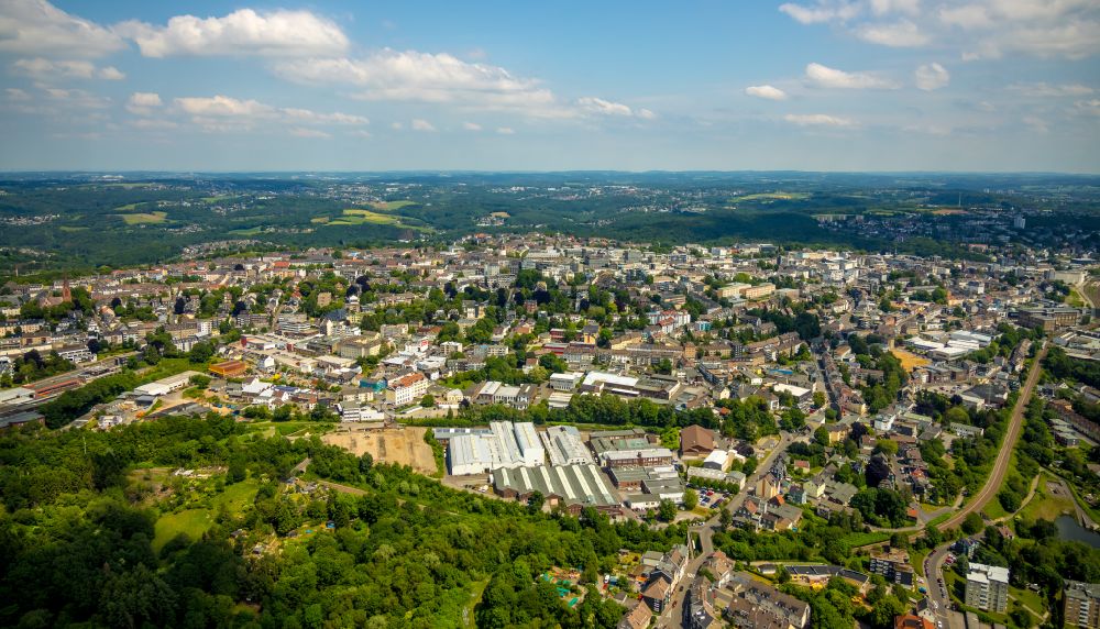 Remscheid von oben - Stadtzentrum im Innenstadtbereich in Remscheid im Bundesland Nordrhein-Westfalen, Deutschland