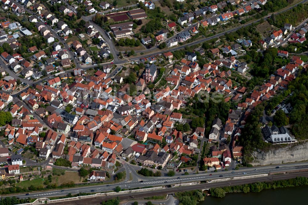 Retzbach von oben - Stadtzentrum im Innenstadtbereich in Retzbach im Bundesland Bayern, Deutschland