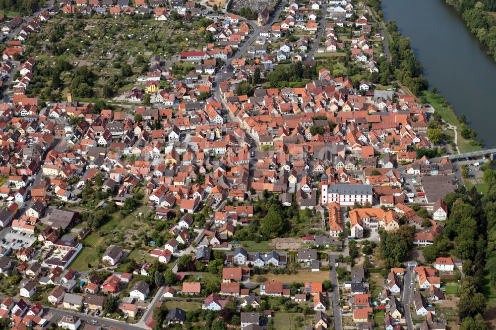 Luftaufnahme Retzbach - Stadtzentrum im Innenstadtbereich in Retzbach im Bundesland Bayern, Deutschland