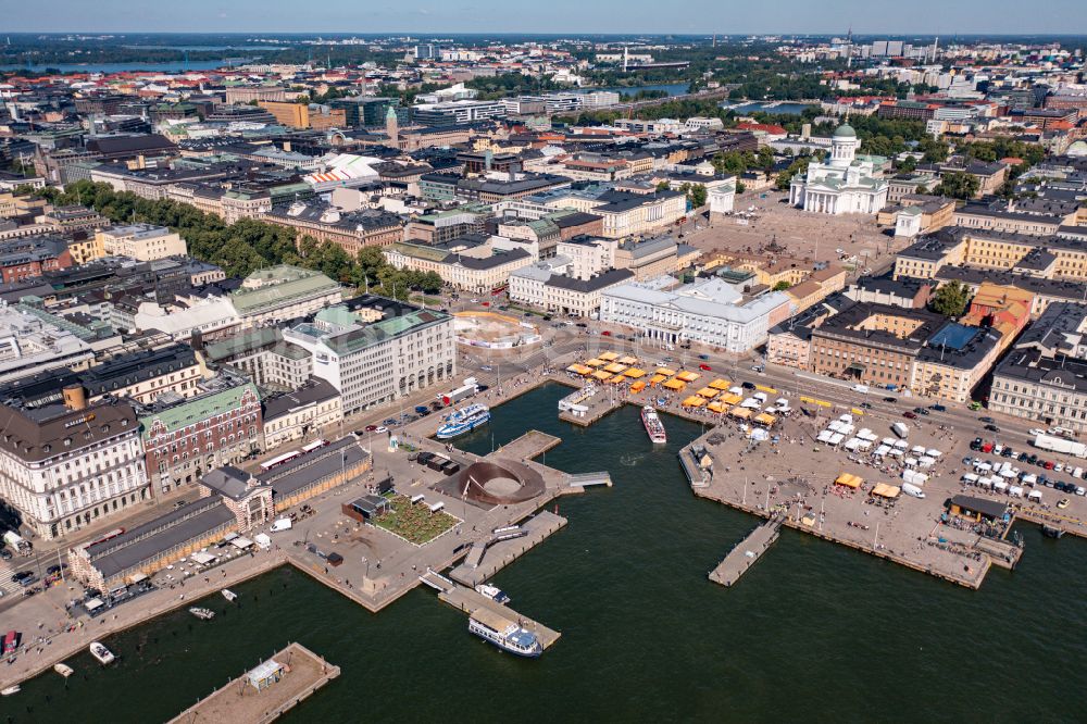 Helsinki aus der Vogelperspektive: Stadtzentrum im Innenstadtbereich Südhafen in Helsinki in Uusimaa, Finnland