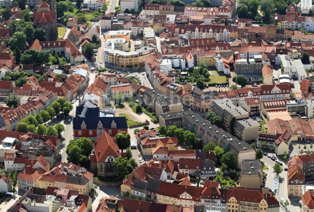Luftaufnahme Arnstadt - Stadtzentrum mit Markt in Arnstadt im Bundesland Thüringen