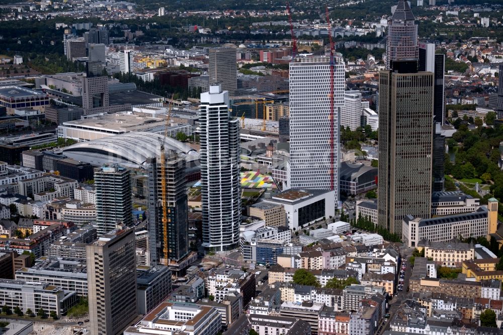 Frankfurt am Main von oben - Stadtzentrum mit der Skyline im Innenstadtbereich im Ortsteil Innenstadt in Frankfurt am Main im Bundesland Hessen, Deutschland
