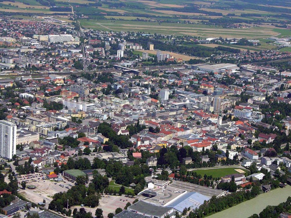 Wels (Österreich) von oben - Stadtzentrum von Wels - Österreich