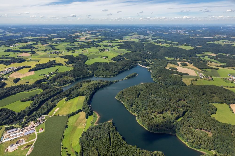 Luftaufnahme Breckerfeld - Staubecken und Stausee in Breckerfeld im Bundesland Nordrhein-Westfalen - NRW, Deutschland