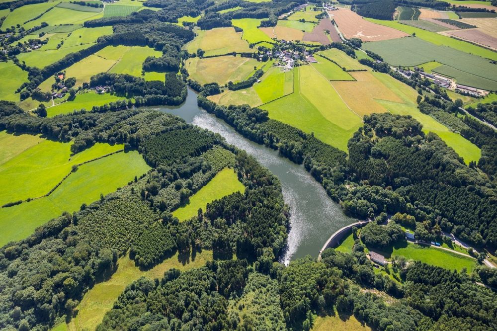 Luftaufnahme Breckerfeld - Staubecken und Stausee in Breckerfeld im Bundesland Nordrhein-Westfalen - NRW, Deutschland