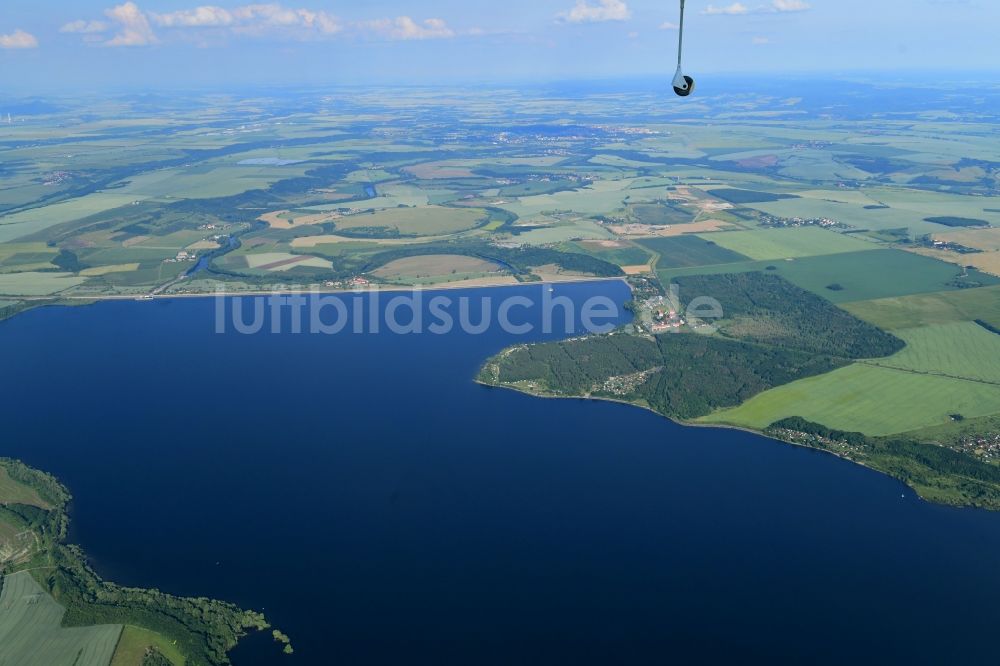 Kadan von oben - Staubecken und Stausee in Kadan in Ustecky kraj - Aussiger Region, Tschechien