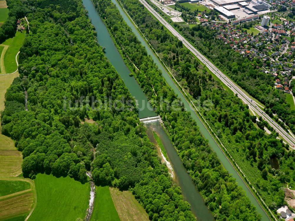 Luftaufnahme Fellheim - Staustufe am Ufer des Fluss Iller in Fellheim im Bundesland Bayern, Deutschland