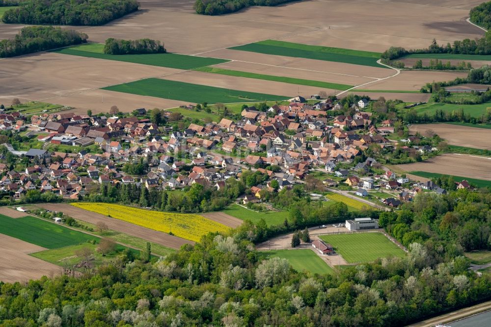 Luftbild Schoenau - Staustufe am Ufer des Flußverlauf am Altrhein in Schoenau in Grand Est, Frankreich