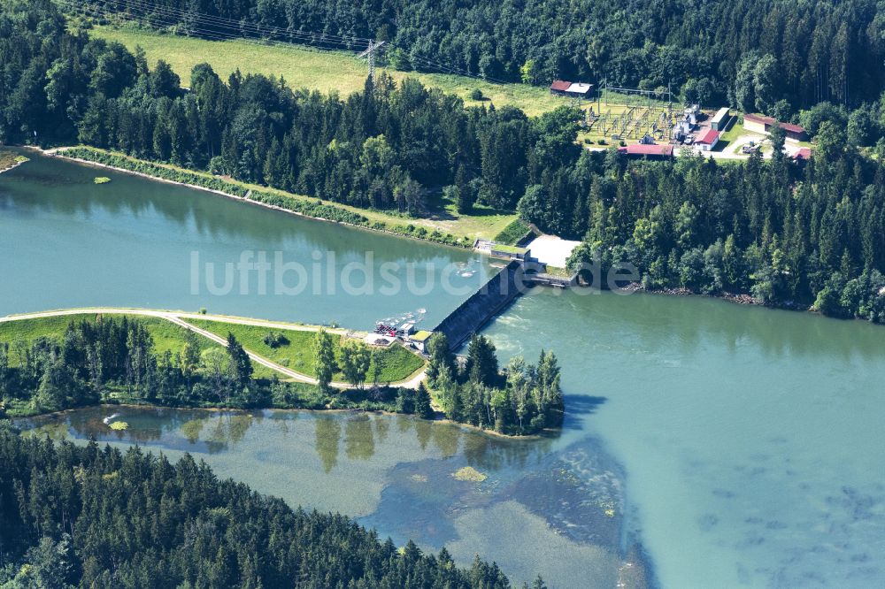 Denklingen aus der Vogelperspektive: Staustufe am Ufer des Flußverlauf des Lech in Denklingen im Bundesland Bayern, Deutschland