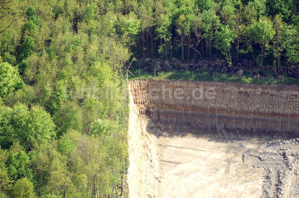 Luftaufnahme Gundelsheim - Steinbruch der Gundelsheimer Marmorwerke