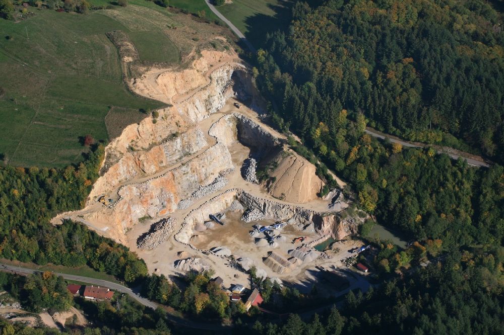 Luftbild Malsburg-Marzell - Steinbruch zum Abbau von Granit in Malsburg-Marzell im Bundesland Baden-Württemberg, Deutschland