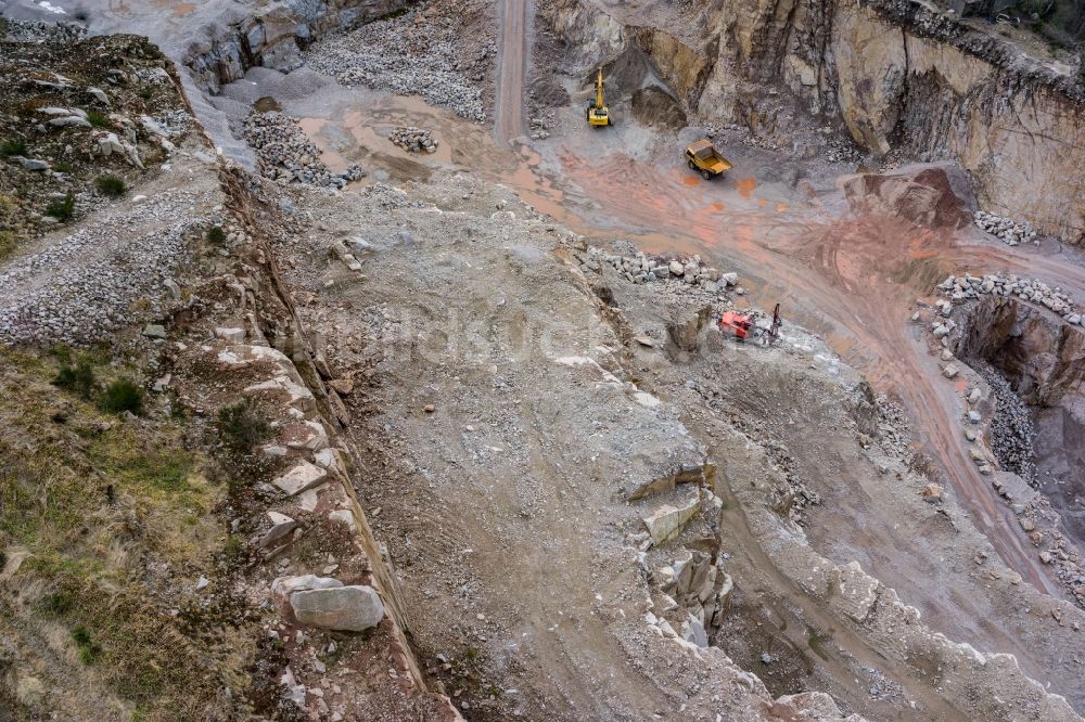 Luftaufnahme Seebach - Steinbruch zum Abbau von Granit in Seebach im Bundesland Baden-Württemberg, Deutschland