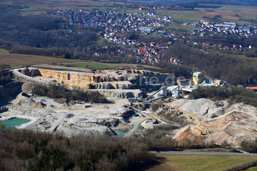 Gräfenberg von oben - Steinbruch zum Abbau von Kalkstein in Gräfenberg im Bundesland Bayern, Deutschland