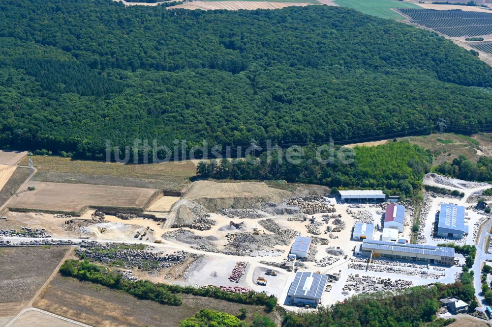 Luftaufnahme Kleinrinderfeld - Steinbruch zum Abbau von Muschelkalk in Kleinrinderfeld im Bundesland Bayern, Deutschland
