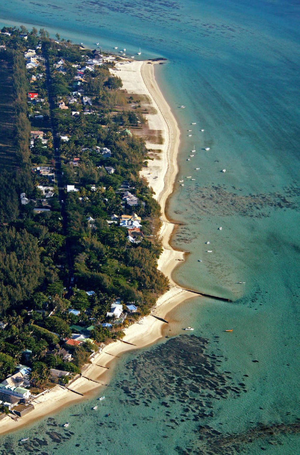 Luftaufnahme Mauritius - Strandhotle in der Tamarinbucht auf Mauritius