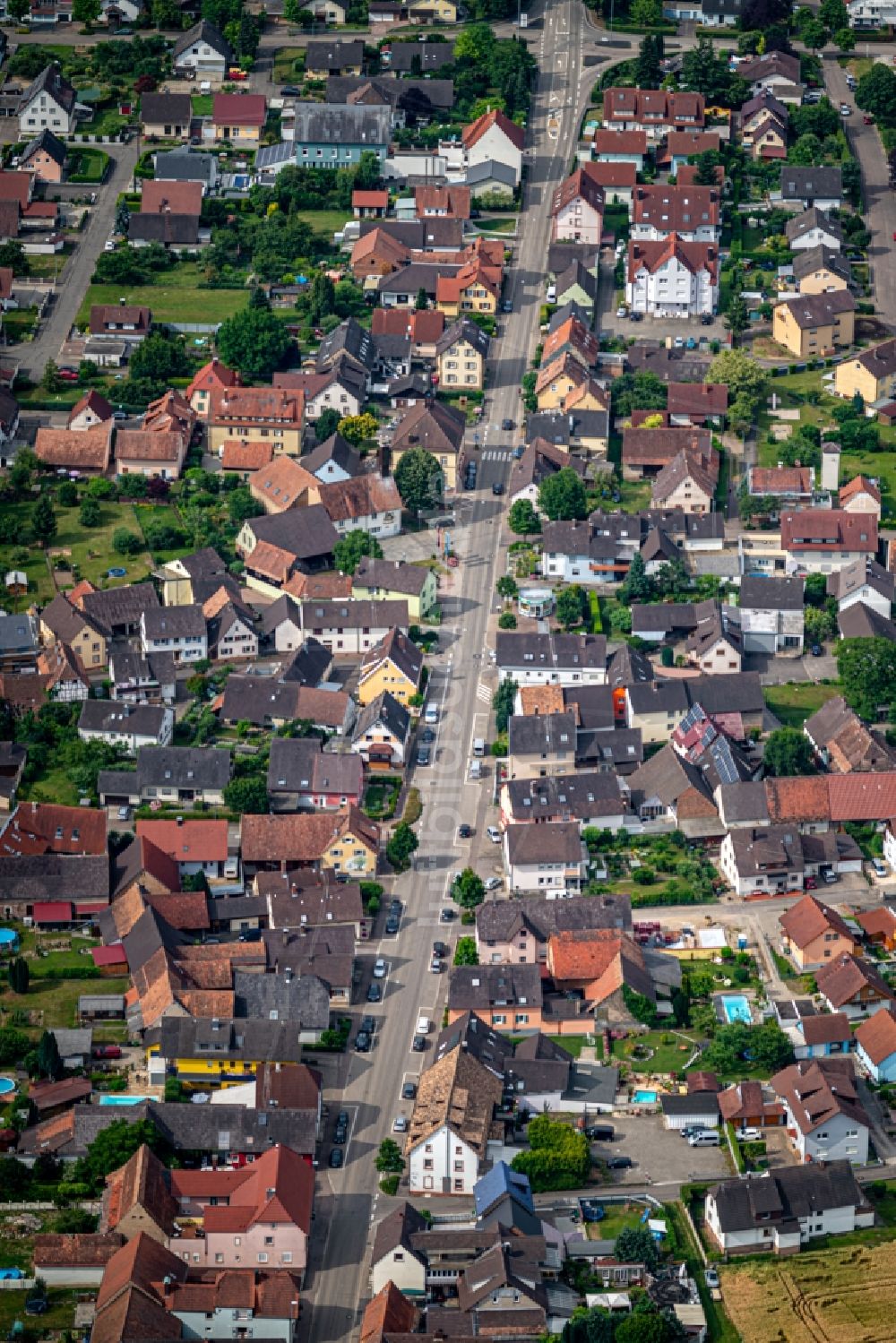 Luftbild Orschweier - Straßenführung Ortsdurchfahrt in Orschweier im Bundesland Baden-Württemberg, Deutschland