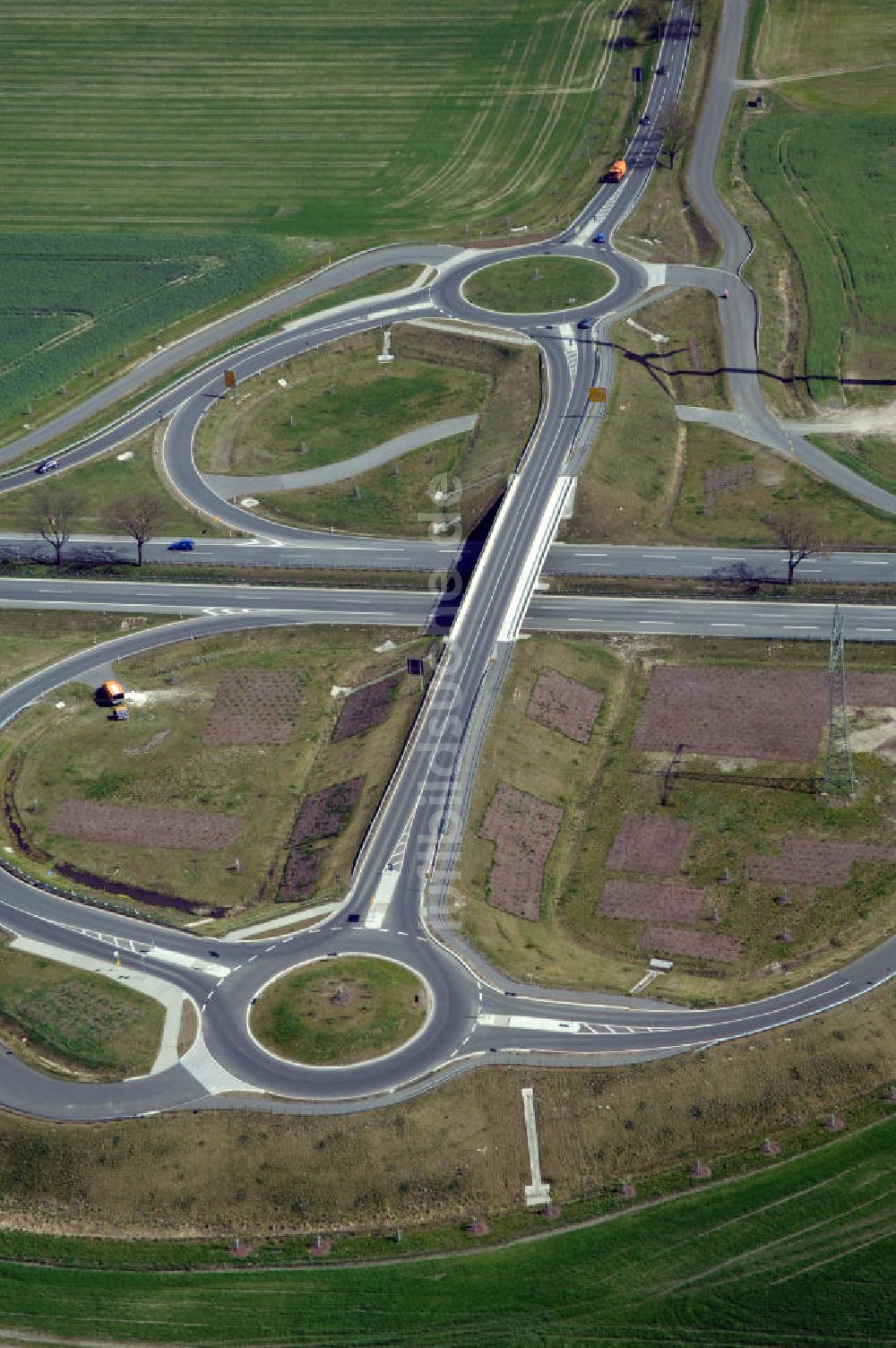 Luftbild NAUEN - Strassenverlauf der B273 Ortsumgehung Nauen