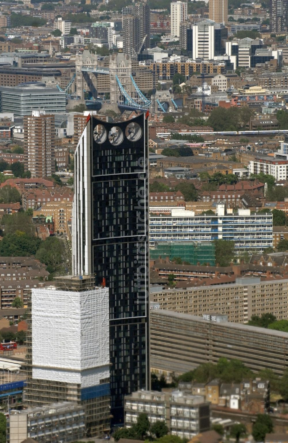 Luftbild London - Strata SE1 im Stadtbezirk London Borough of Southwark in London in der Grafschaft Greater London in Großbritannien