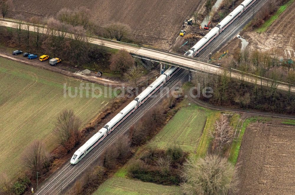 Luftbild Kippenheim - Streckenverlauf der Rheintalbahn mit ICE in Kippenheim im Bundesland Baden-Württemberg, Deutschland