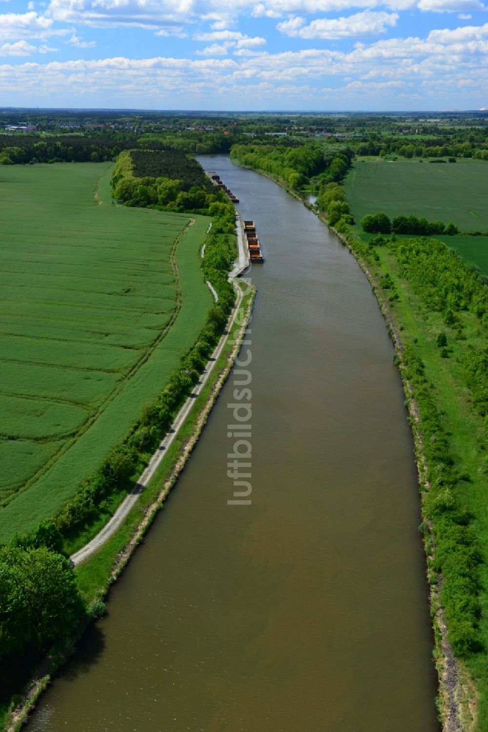 Luftbild Bergzow - Streckenverlauf der Wasserstraße Elbe-Havel-Kanal bei Bergzow im Bundesland Sachsen-Anhalt