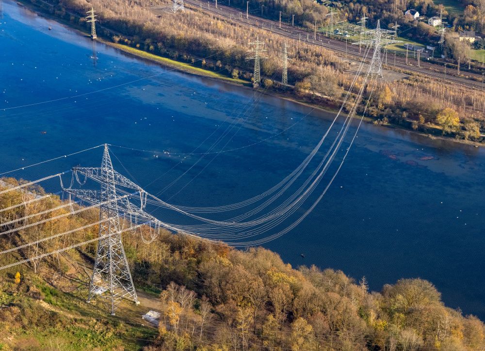 Luftbild Herdecke - Stromführungstrasse des Pumpspeicherkraftwerk Koepchenwerk in Herdecke im Bundesland Nordrhein-Westfalen, Deutschland