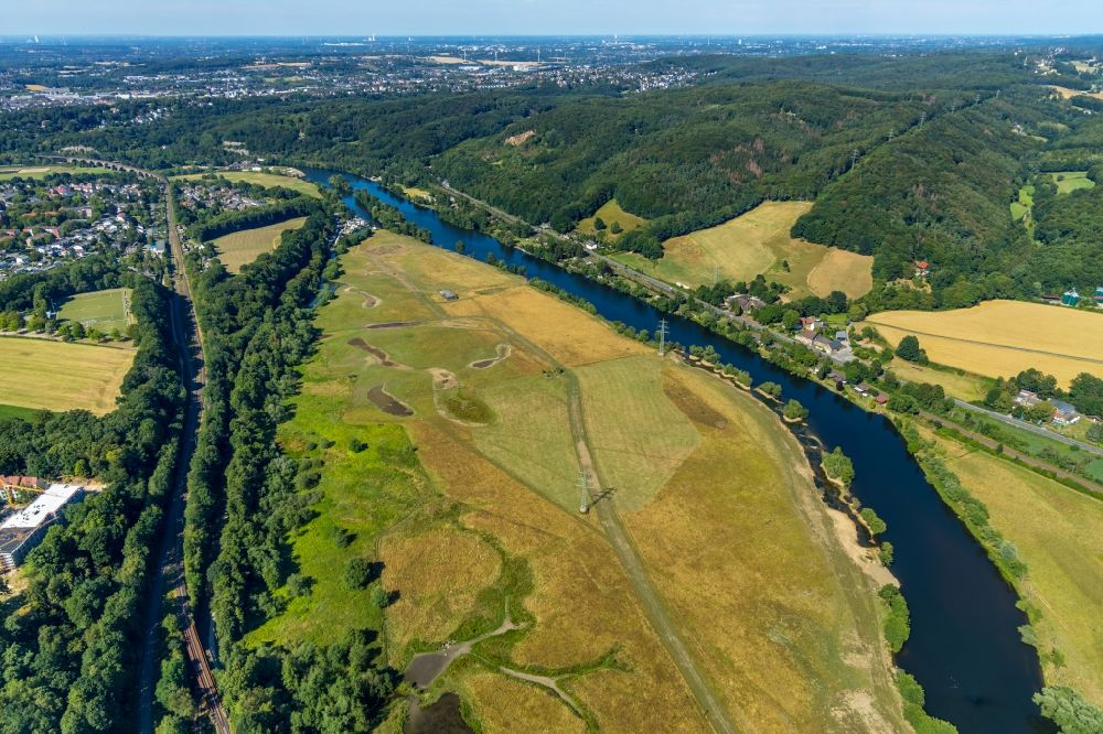 Luftbild Witten - Strukturen einer Auen und- Wiesen- Landschaft des NSG Ruhrauen in Witten im Bundesland Nordrhein-Westfalen, Deutschland