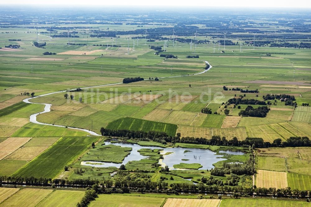 Luftaufnahme Schwanewede - Strukturen einer Auen und- Wiesen- Landschaft in Schwanewede im Bundesland Niedersachsen, Deutschland