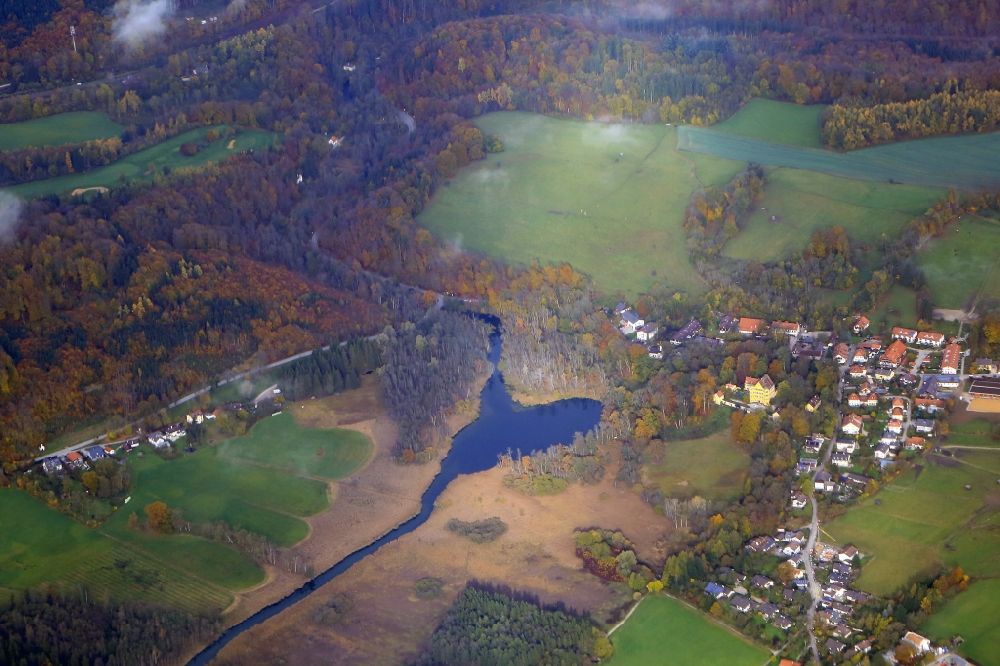 Luftbild Starnberg - Strukturen der Fluß- Landschaft der Würm im Ortsteil Leutstetten in Starnberg im Bundesland Bayern, Deutschland