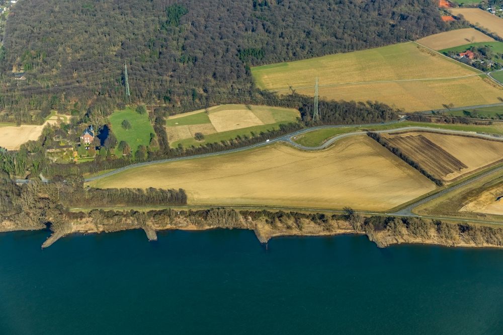 Eppinghoven von oben - Strukturen auf landwirtschaftlichen Feldern in Eppinghoven im Bundesland Nordrhein-Westfalen, Deutschland