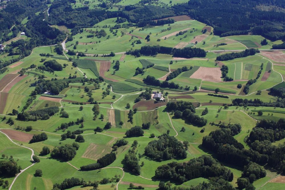 Hasel aus der Vogelperspektive: Strukturen auf landwirtschaftlichen Feldern in Hasel im Bundesland Baden-Württemberg