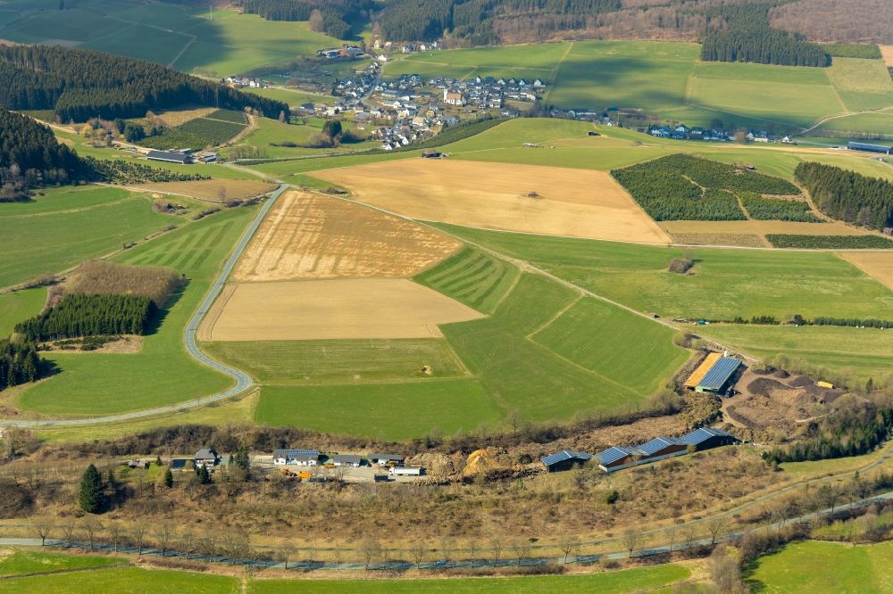 Luftaufnahme Kückelheim - Strukturen auf landwirtschaftlichen Feldern in Kückelheim im Bundesland Nordrhein-Westfalen, Deutschland