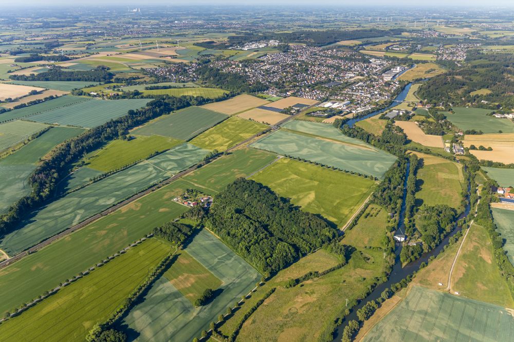 Luftaufnahme Nachtigall - Strukturen auf landwirtschaftlichen Feldern in Nachtigall im Bundesland Nordrhein-Westfalen, Deutschland