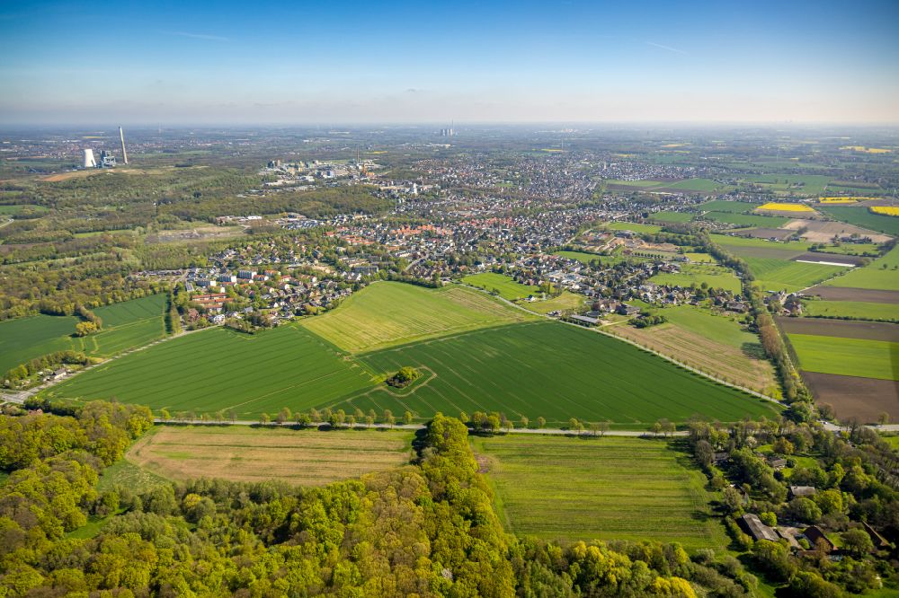 Luftbild Oberaden - Strukturen auf landwirtschaftlichen Feldern in Oberaden im Bundesland Nordrhein-Westfalen, Deutschland