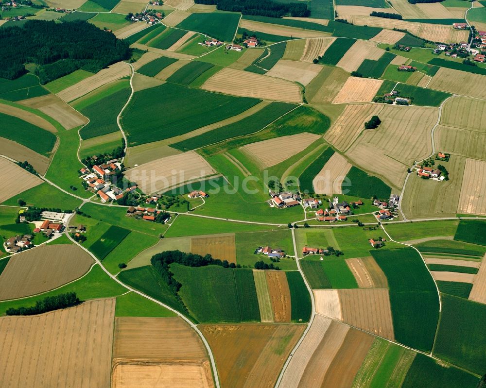 Rattenbach von oben - Strukturen auf landwirtschaftlichen Feldern in Rattenbach im Bundesland Bayern, Deutschland