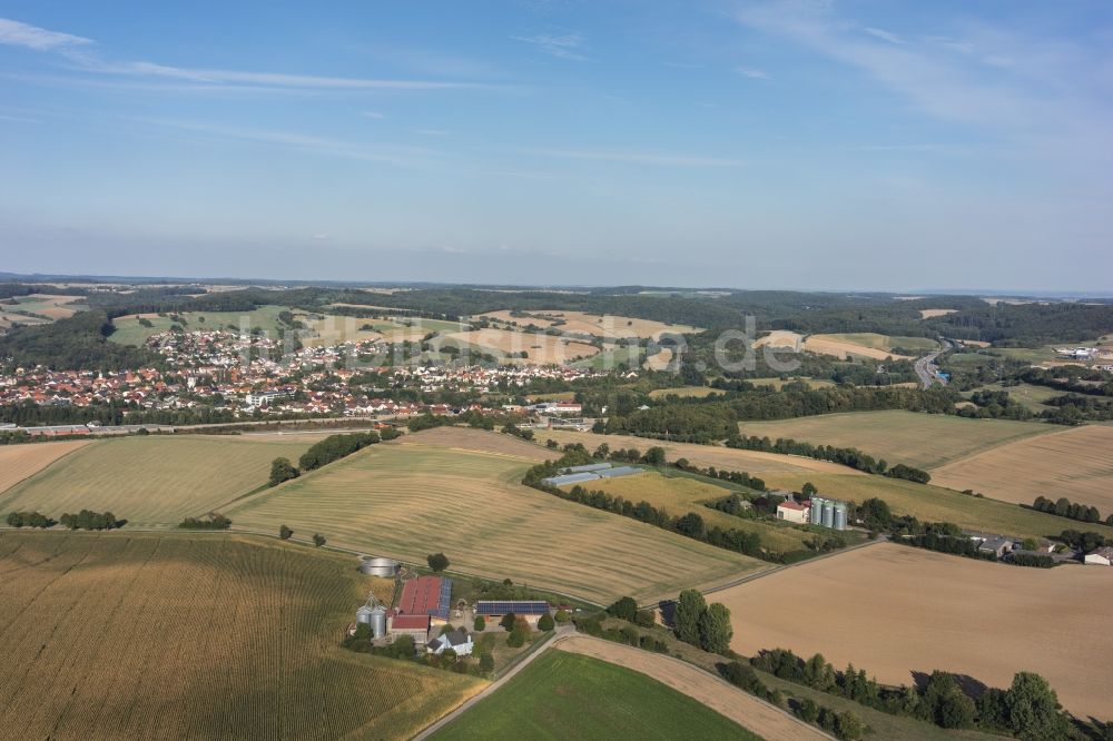 Sinsheim von oben - Strukturen auf landwirtschaftlichen Feldern in Sinsheim im Bundesland Baden-Württemberg