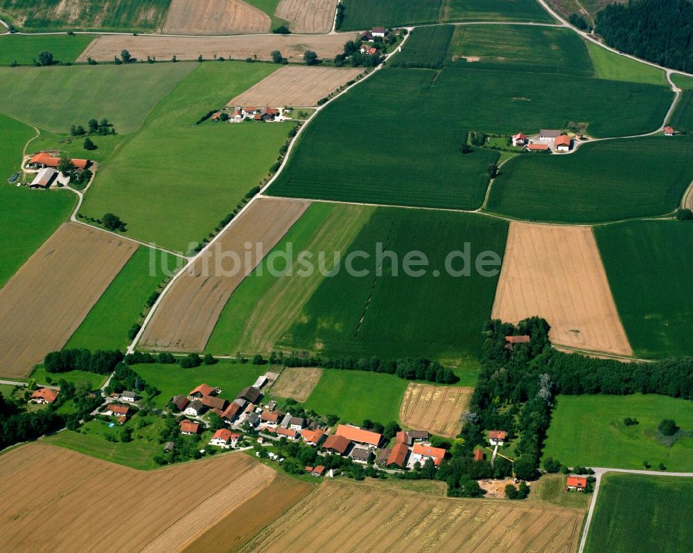 Luftbild Volksdorf - Strukturen auf landwirtschaftlichen Feldern in Volksdorf im Bundesland Bayern, Deutschland