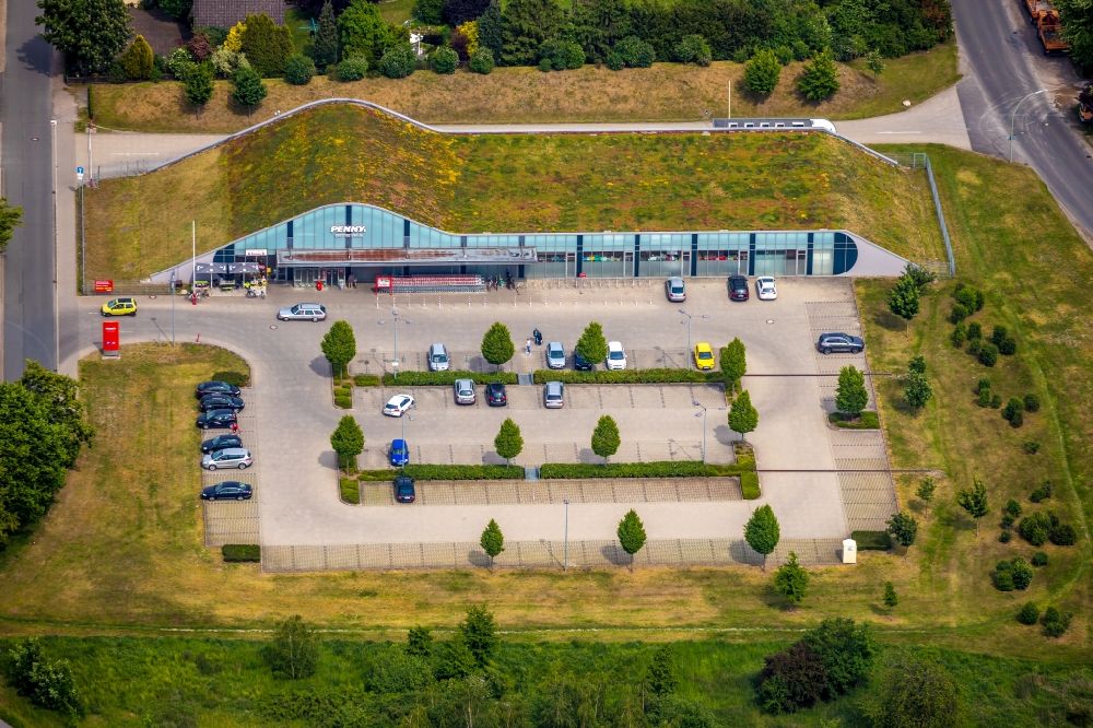 Luftaufnahme Werne - Supermarkt PENNY mit Dachbegrünung in Werne im Bundesland Nordrhein-Westfalen, Deutschland