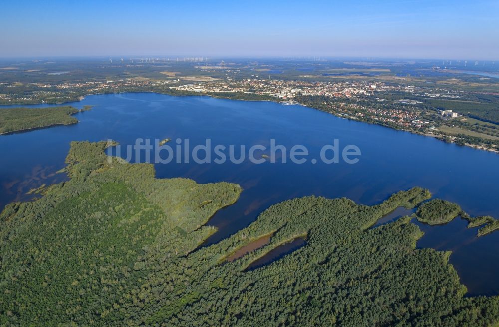 Luftaufnahme Senftenberg - Tagebau Rekultivierung am See Senftenberger See in Senftenberg im Bundesland Brandenburg, Deutschland